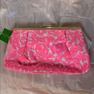 Limited edition Lilly Pulitzer clutch!